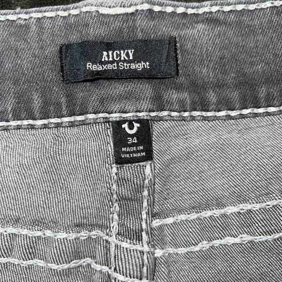 True Religion Rickys - Picture 9 of 10